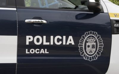 Un fuerte olor a gas obliga a Policía Local a entrar en una vivienda de la calle Federico García Lorca