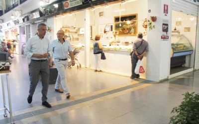 El Ayuntamiento de Lucena invierte 65.000 euros en mejorar el mercado de abastos
