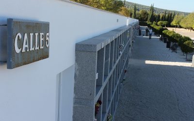 El Ayuntamiento de Lucena invierte unos 116.000 euros en la ampliación y mejora de los cementerios municipales
