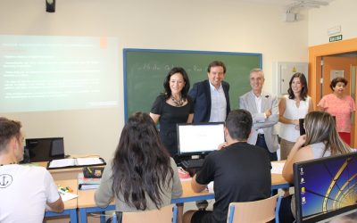 La Junta destaca su apuesta por la Formación Profesional Dual desde el IES Sierra de Aras