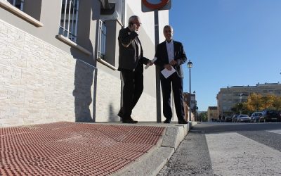 El ayuntamiento invierte 50.000 euros en la accesibilidad de 17 puntos de la ciudad