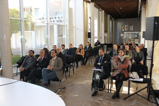 Extenda presenta en Lucena el estudio sectorial sobre el mueble en Andalucía ante trece empresas andaluzas 1