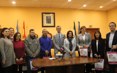 La Diputación de Huelva se interesa por el modelo de promoción del sector del mueble de Lucena