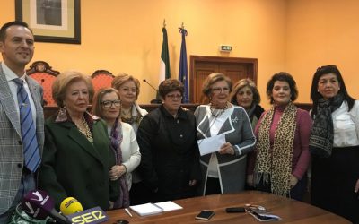 Mujeres en Igualdad entrega la recaudación solidaria de la carpa del Carnaval