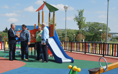 El Ayuntamiento de Lucena presenta los nuevos jardines de El Zarpazo