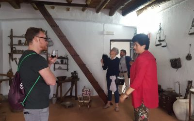 Periodistas y blogueros de viajes recorren Lucena como parte de la ruta Caminos de Pasión