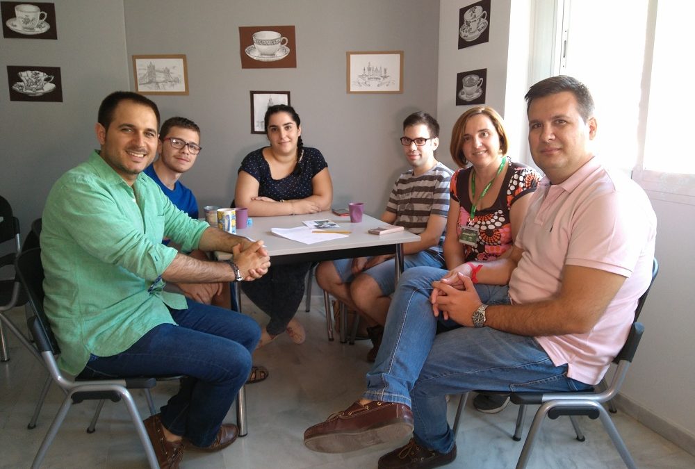 La Casa de la Juventud refuerza sus talleres de conversación en inglés e italiano  1