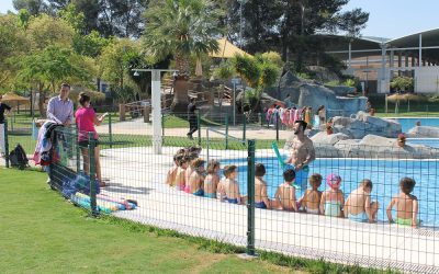 Comienzan los cursos de natación intensiva en las piscinas con una oferta de 520 plazas