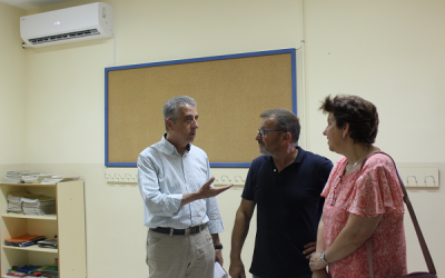 El Ayuntamiento dota de sistemas de refrigeración al colegio de Las Navas