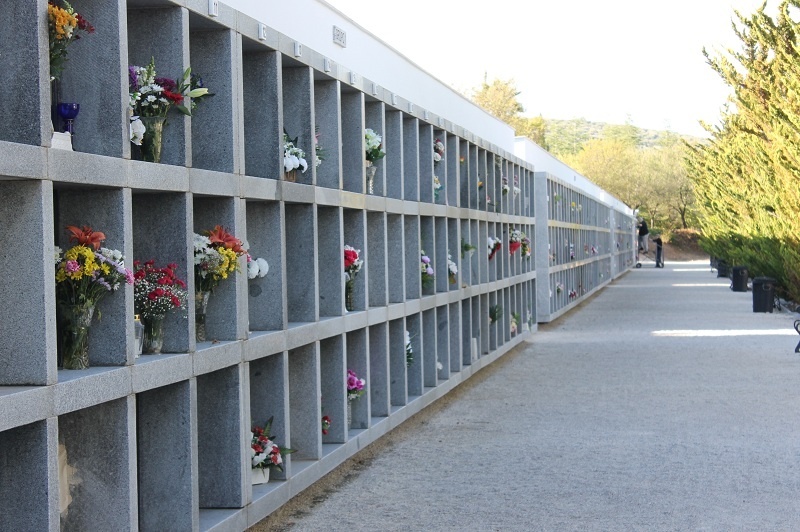 Los cementerios municipales reabren el lunes 18 de mayo en horario de 9 a 13 horas