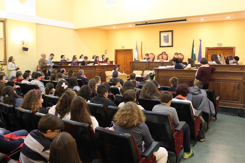 El Pleno Infantil dedica su sesión anual a debatir sobre la salud en Lucena