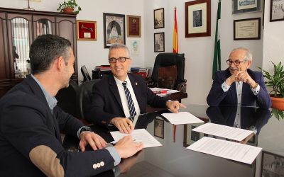 El Ayuntamiento de Lucena convenia con Loserco el asesoramiento en trámites aduaneros al empresariado local