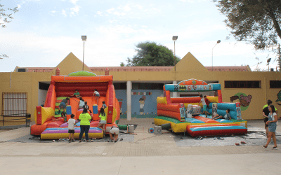 Ambiente festivo en la clausura de las ludotecas de verano