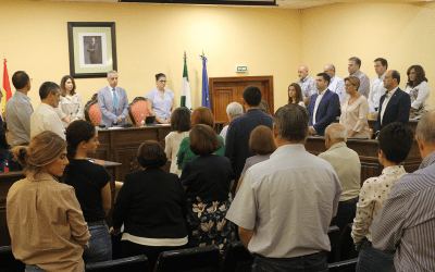 El Pleno aprueba una declaración institucional en recuerdo de la militar Rosa María Almirón Otero