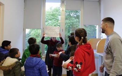 Un centenar de menores juegan con el mundo para celebrar el Día Internacional de la Tolerancia