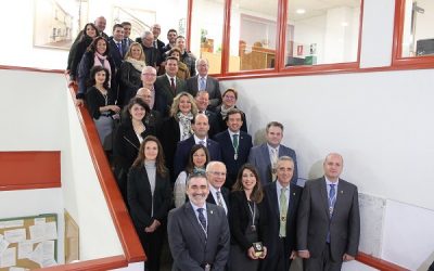 El reconocimiento a concejales y concejalas del anterior mandato marca el acto institucional del Día de la Constitución