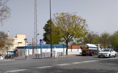 Agricultores participarán con sus tractores en la desinfección de las calles de Lucena