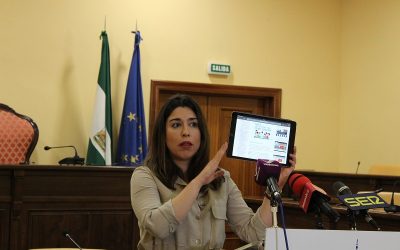 El Ayuntamiento ampliará en un 40% las becas escolares y permitirá la compra de equipos informáticos