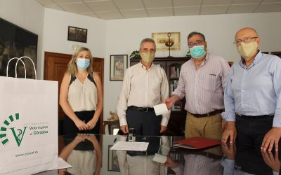 El Ayuntamiento de Lucena y el Colegio de Veterinarios renuevan la gestión del Registro de Animales de Compañía