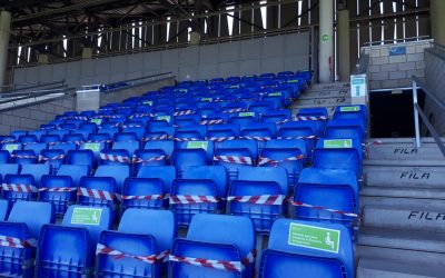 El Estadio de Lucena se adapta a la normativa covid en el regreso de la competición oficial con público en las gradas