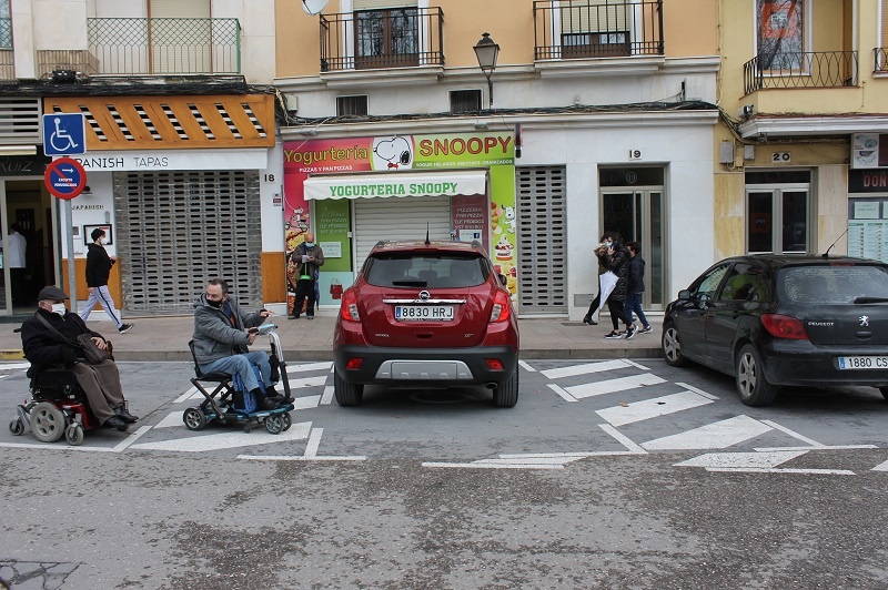 Lucena habilita la reserva de espacio nominativa para el estacionamiento de vehículos para personas con discapacidad 1