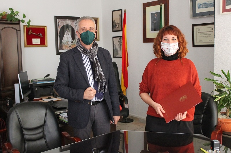 El Ayuntamiento de Lucena y el colectivo Selpia potenciarán las actividades culturales en las Navas 1