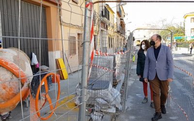 El Ayuntamiento de Lucena interviene en tres espacios públicos en el entorno de Plaza del Mercado