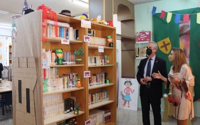 El Ayuntamiento de Lucena celebra el Día de Libro con la ampliación de la biblioteca del CEIP El Prado
