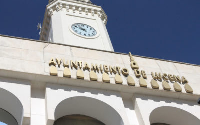 El reloj de la plaza Nueva retoma su funcionamiento