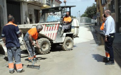 La limpieza de calles avanza hasta el 50% del núcleo urbano de Lucena