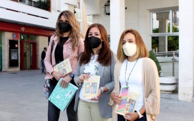 Intercentros y Ayuntamiento completan la distribución de 6.000 agendas escolares en Lucena