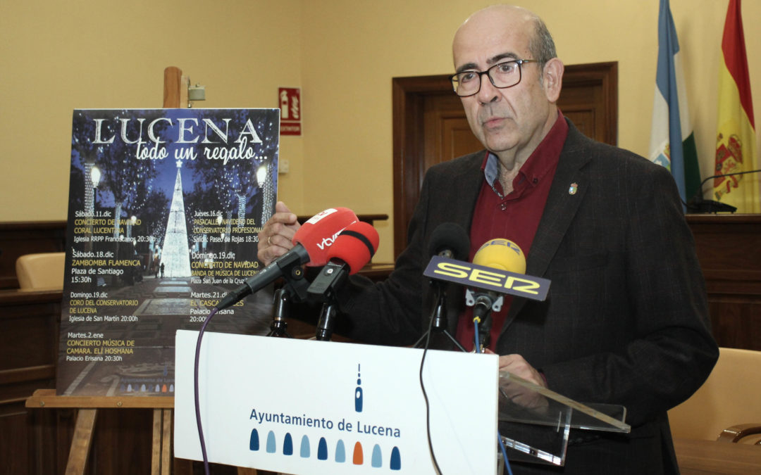José Pedro Moreno presenta las actividades navideñas en Lucena