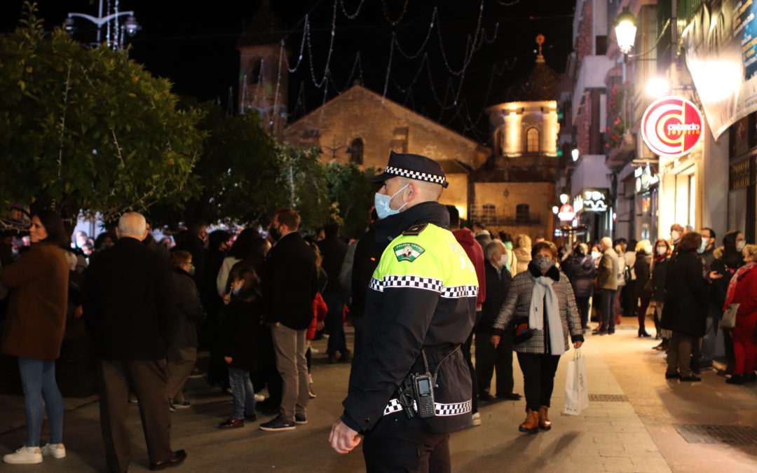 La Policía Local de Lucena activa un operativo extraordinario durante las fiestas navideñas