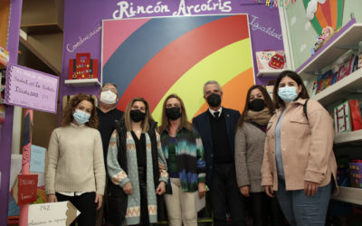 Juan Pérez aplaude la creación de bibliotecas de temática igualitaria