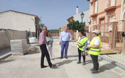 Las obras PFEA de las Navas se destinan a la remodelación de la calle Virgen de Araceli