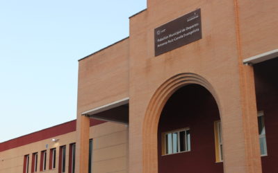 Antonio Ruiz-Canela Evangelista pone nombre al pabellón de deportes de Lucena