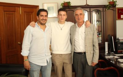 El Ayuntamiento de Lucena reconoce la temporada deportiva de Antonio Mármol