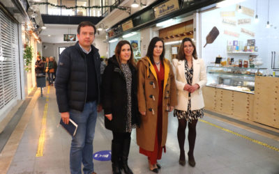 Ayuntamiento y Empleo fomentan el comercio en Lucena a través de un Plan Estratégico y la mejora del mercado de abastos