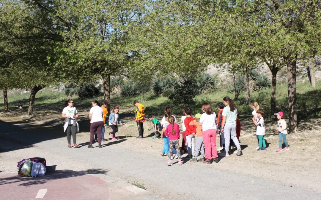 Actividad escolar celebrada en la vía verde
