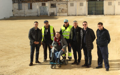 El Ayuntamiento de Lucena habilita como aparcamiento un solar en el Llano de las Tinajerías