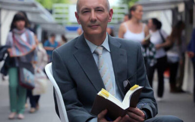 Manuel Gahete visita Lucena con su nuevo poemario