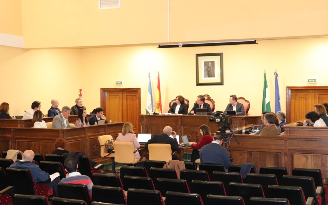 Pleno celebrado anoche en el Ayuntamiento de Lucena