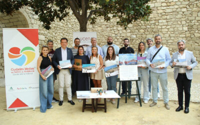 Los centros educativos de Lucena reciben la Guía Didáctica de la Fundación Ciudades Medias