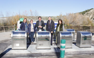 La Diputación renueva la red de contenedores soterrados en Lucena