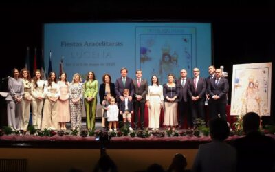 Pregonero, Manijeros, Corte de damas y autora del Cartel se reúnen en la presentación de las Fiestas Aracelitanas
