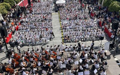 La música une en la Plaza Nueva de Lucena a más de 800 escolares