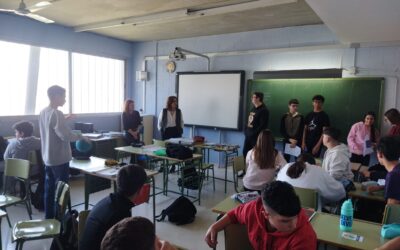 Unos 300 escolares simulan las propuestas para un presupuesto municipal a través de un juego