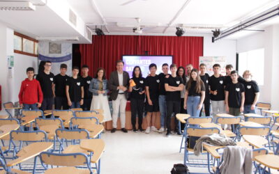 Alumnos del IES Miguel de Cervantes de Lucena llevan su proyecto espacial entre los mejores de Andalucía