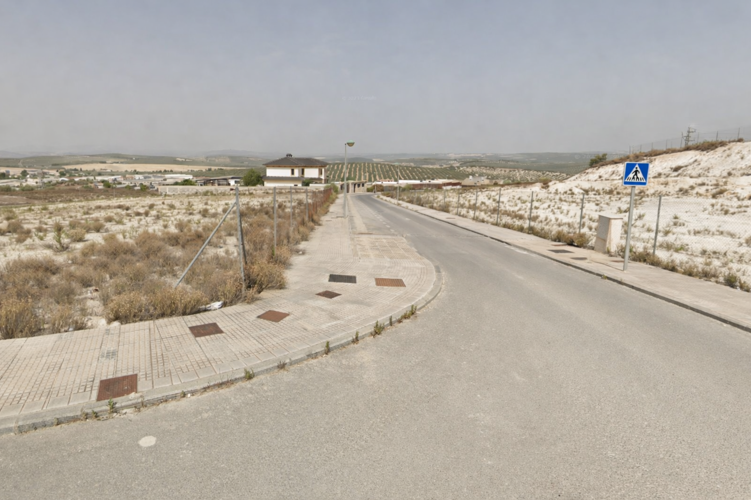 El Ayuntamiento de Lucena saca a licitación la enajenación de parcelas municipales en el sector “El Cahíz” para vivienda unifamiliar