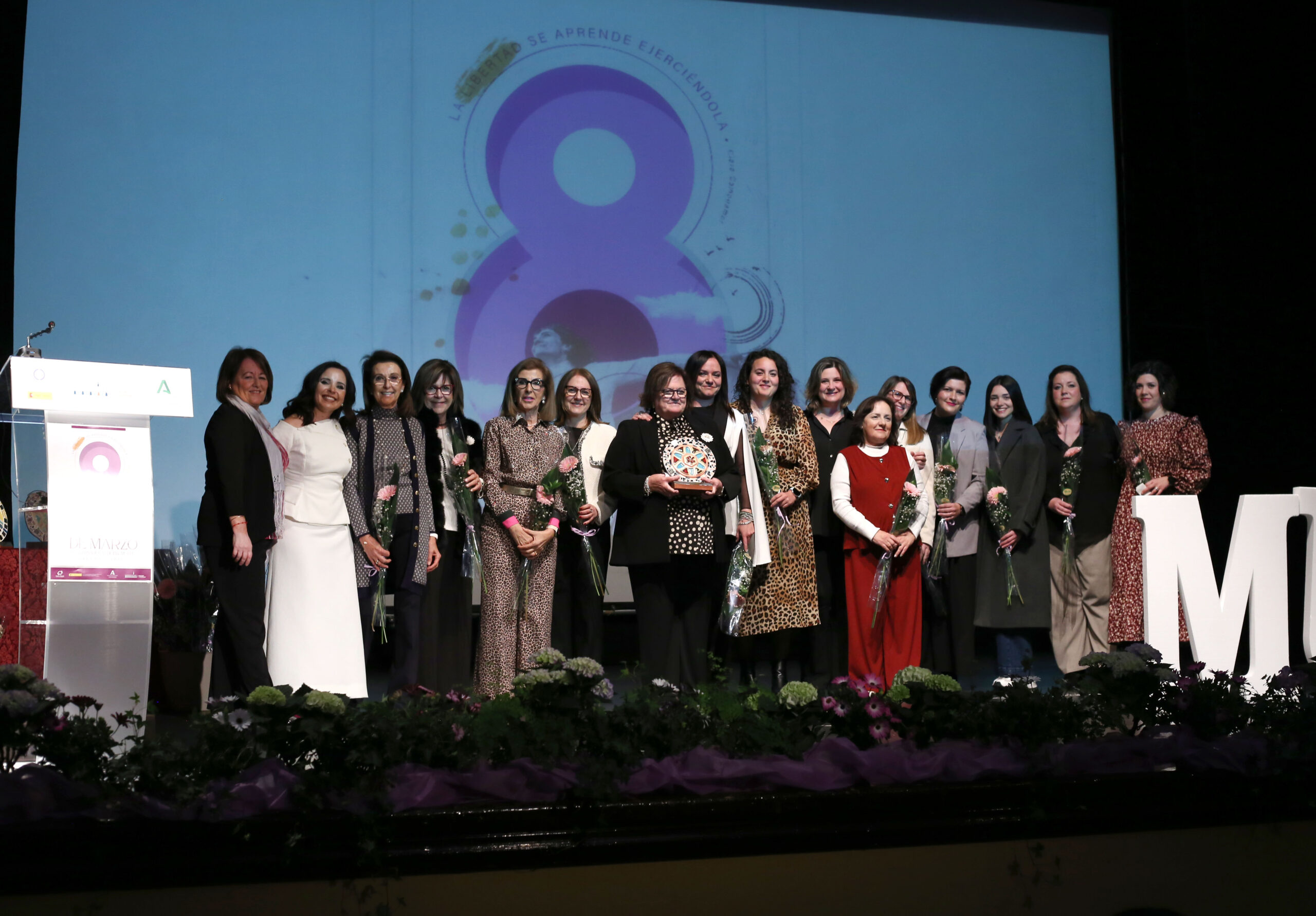 El Ayuntamiento de Lucena homenajea a ocho referentes femeninos por el Día de la Mujer